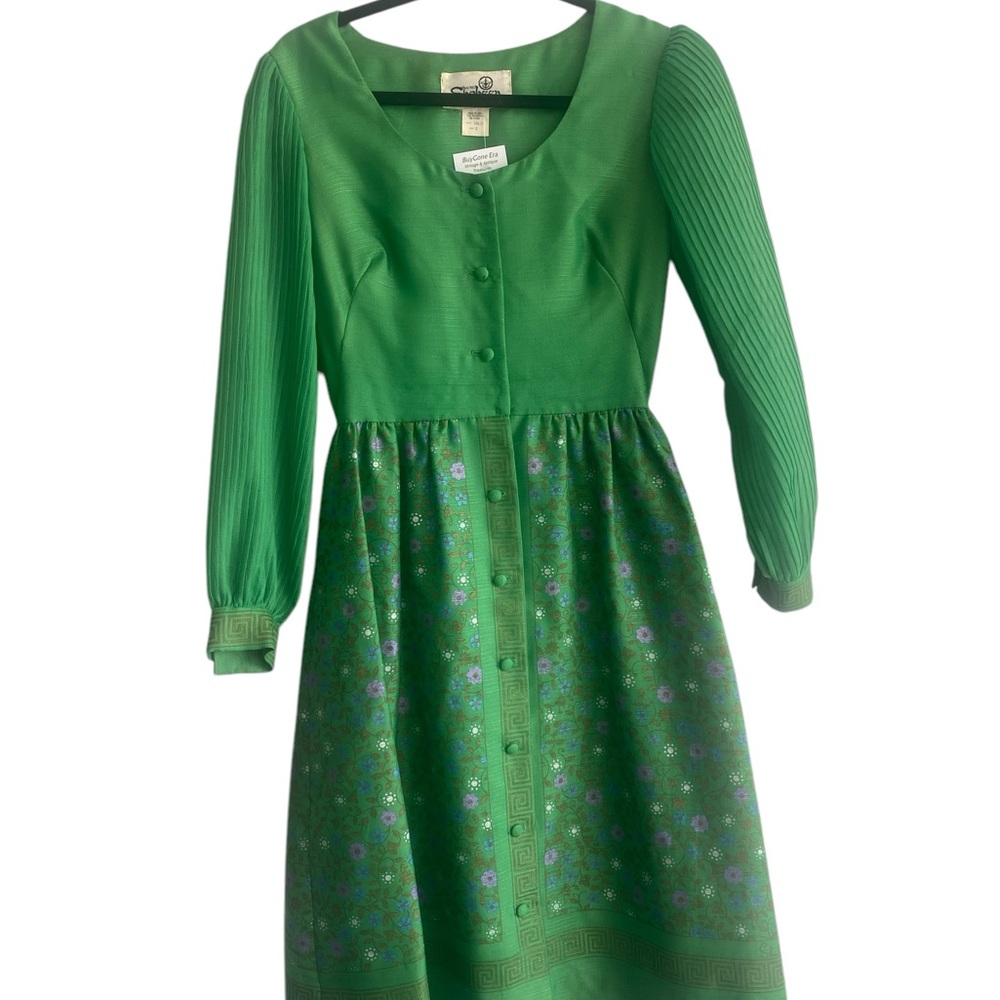 Vintage Green Dress With Floral Design And Gold Greek Key Detailing. Fairy Core. - Picture 3 of 12